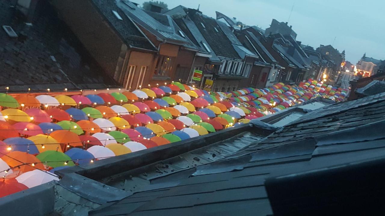 Le Patio Belle Maison En Plein Centre Ville, Avec Grande Terrasse Au Calme Μπαστόν Εξωτερικό φωτογραφία